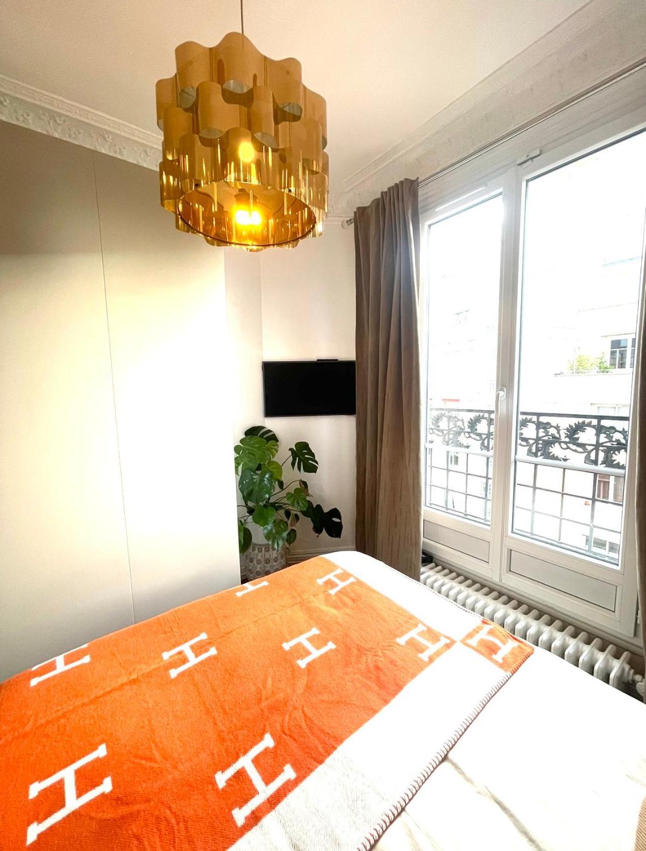 Apartamento Quai De Seine Tour Eiffel Trocadero París Exterior foto