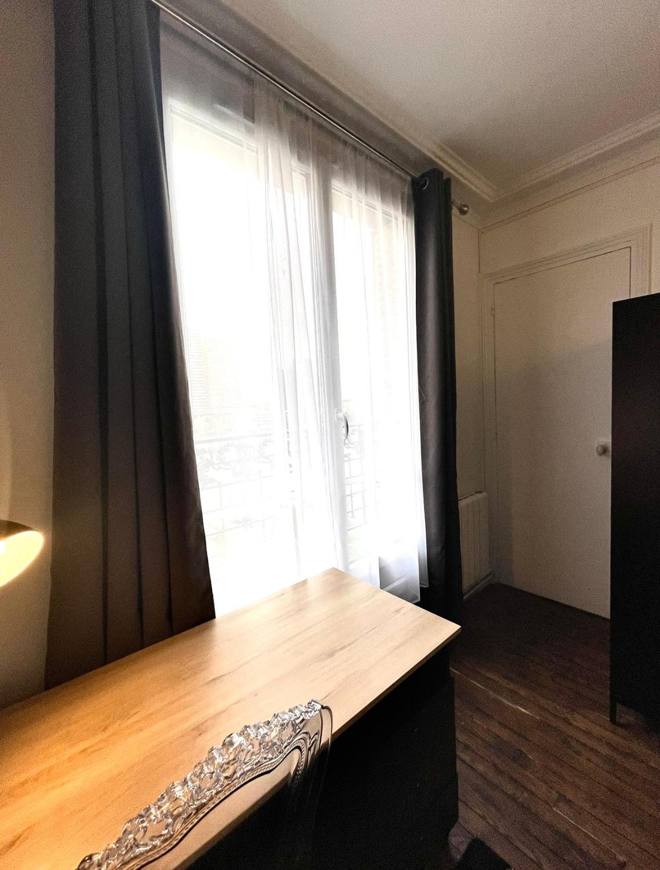 Apartamento Quai De Seine Tour Eiffel Trocadero París Exterior foto