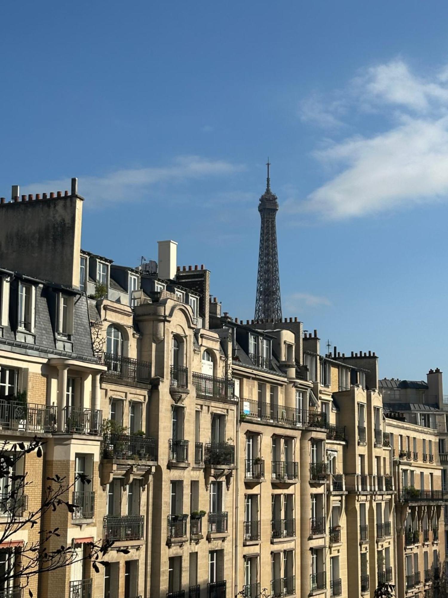 Apartamento Quai De Seine Tour Eiffel Trocadero París Exterior foto