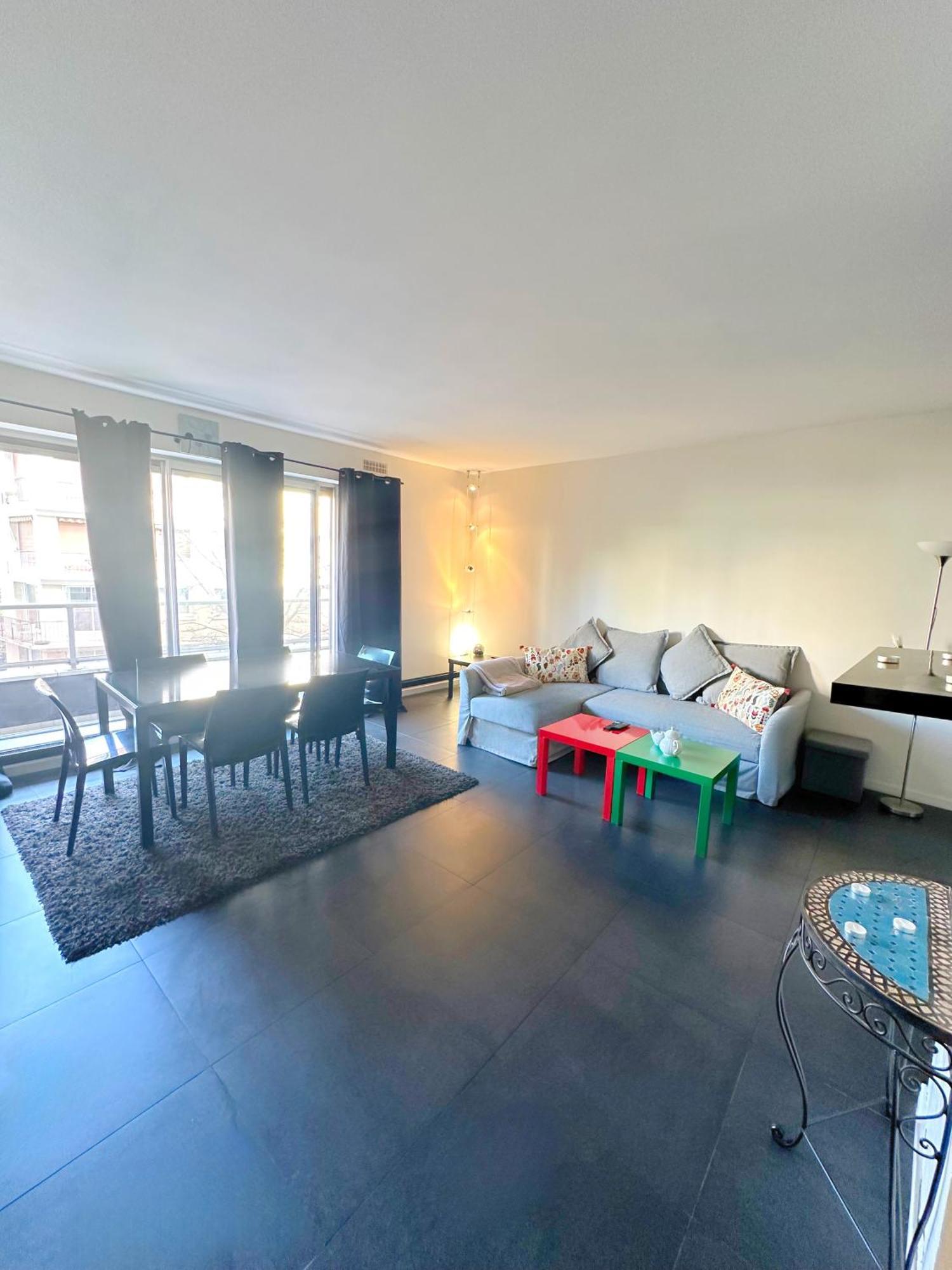 Apartamento Quai De Seine Tour Eiffel Trocadero París Exterior foto